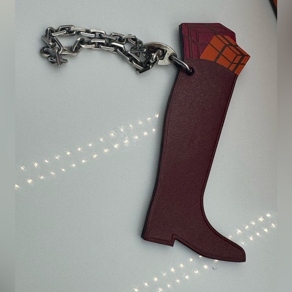 Authentic Hermes Boot Keychain Leather Charm Bordeaux Red Silver Chain - Picture 4 of 8